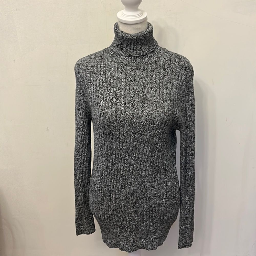 Croft & Barrow black white ribbed long sleeve turtleneck sweater Size M